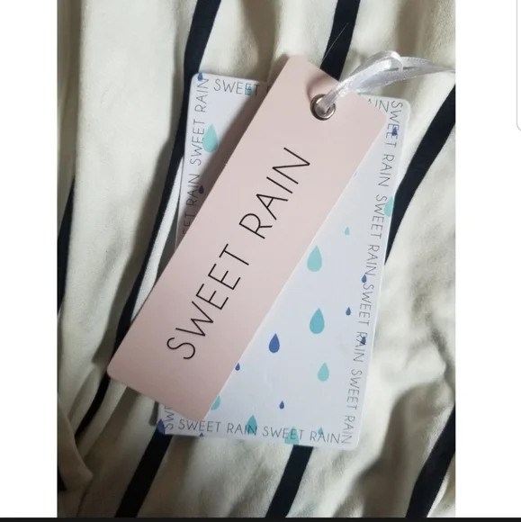 Striped button up blouse - Picture 5 of 7